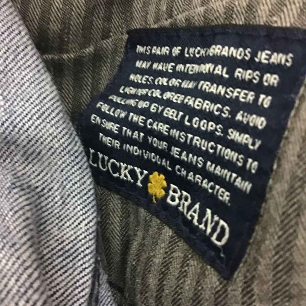 Lucky Brand women’s Heart of Blue Jeans Size‎ 12 31
